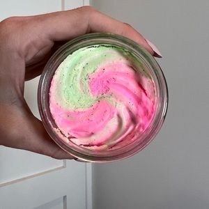 Buns Of Glowry Smoothing Butt Polish